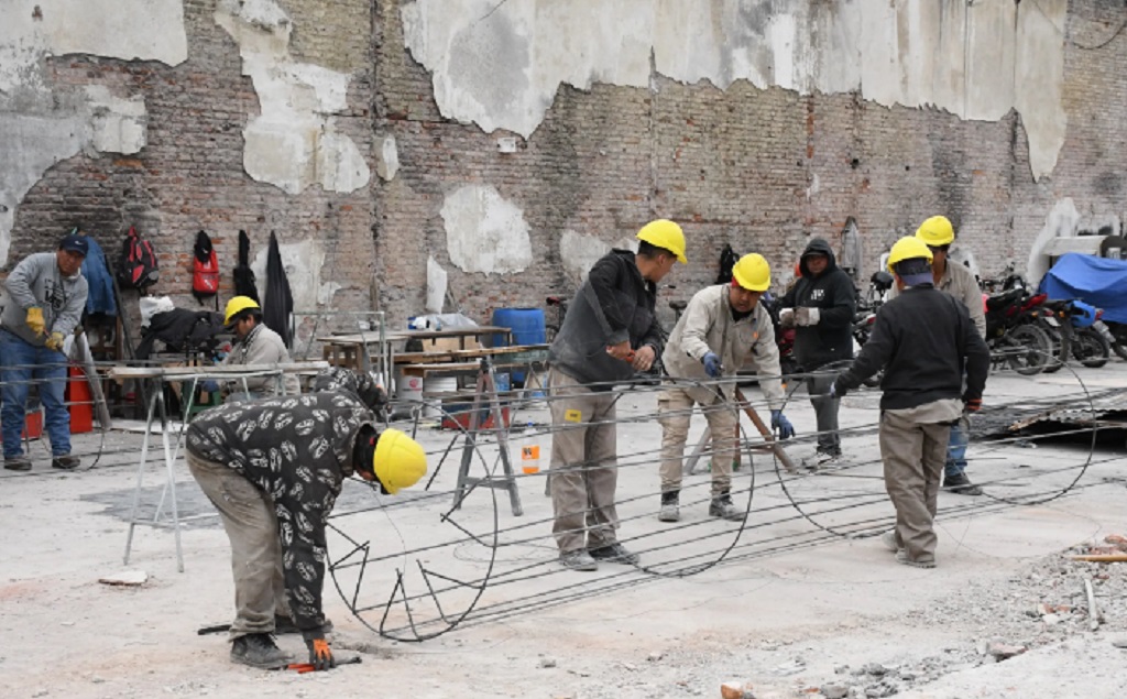 Avanzan las obras de reconstrucción del mercado San Miguel