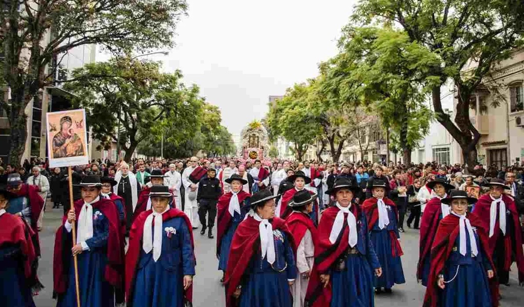 Salta honra a la Virgen del Perpetuo Socorro