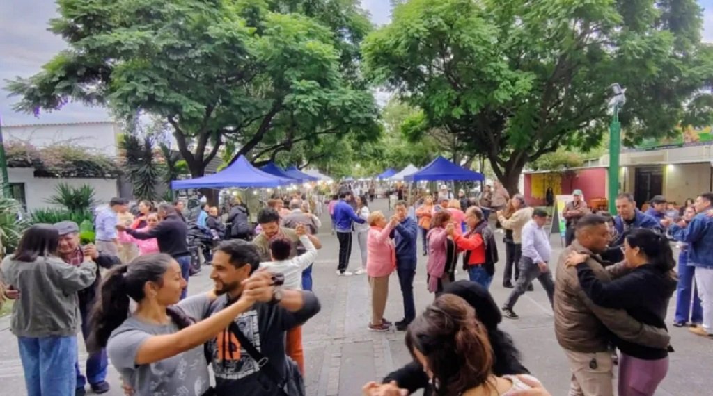 Clases gratuitas de tango en Ciudad del Milagro