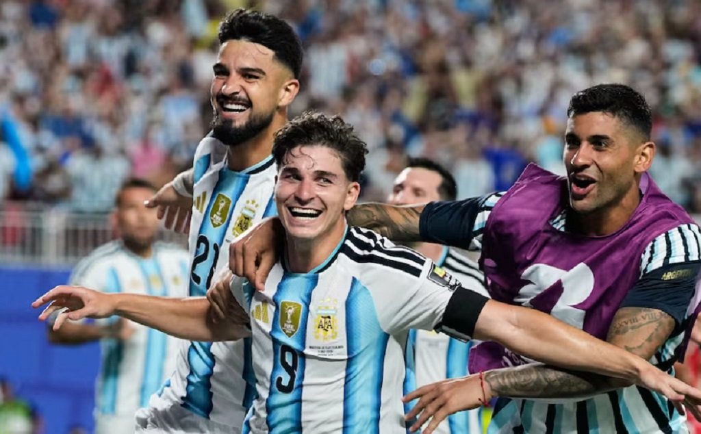 Argentina liquidó a Suiza en el alargue