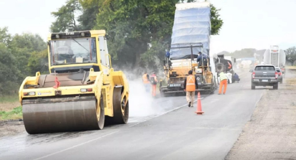 Provincia repavimenta la ruta nacional 9/34 ante la demora de Nación