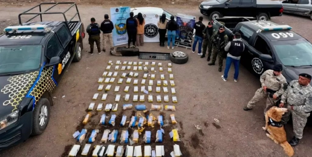  Secuestraron más de 190 kilos de cocaína