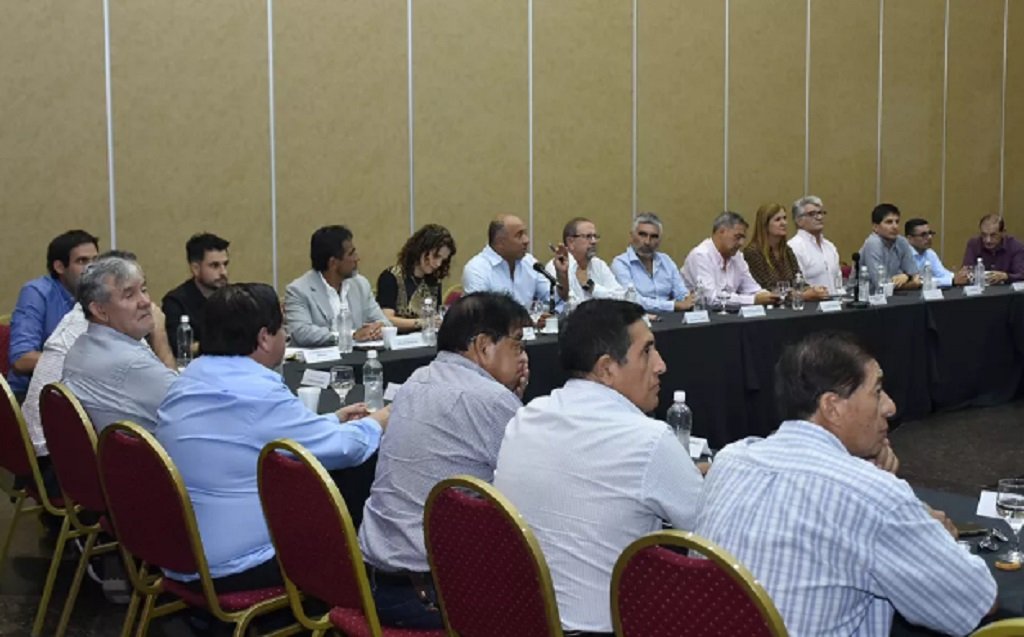 Paritarias: acordaron aumento salarial del 13,5%
