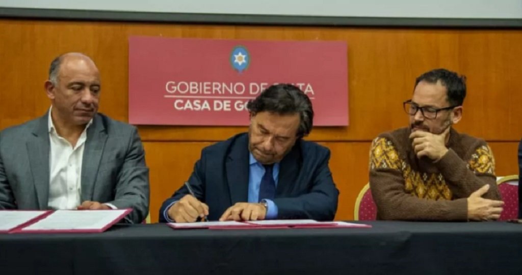 Sáenz anunció un paquete de medidas de estímulo económico