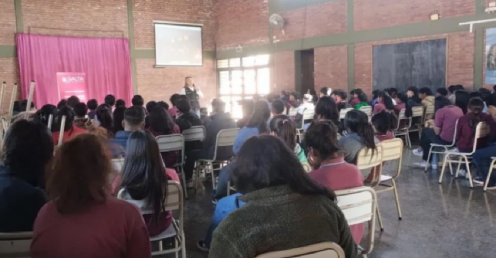 Río Piedras: jóneves se capacitaron en prevención de problemáticas sociales