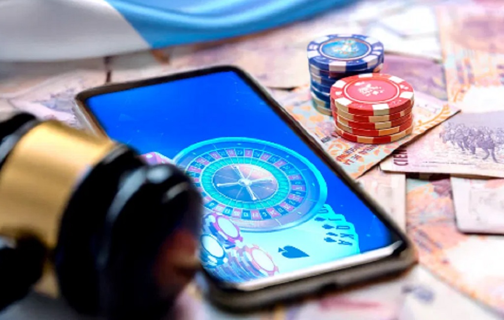 Piden juicio para 13 personas por juegos de azar ilegales