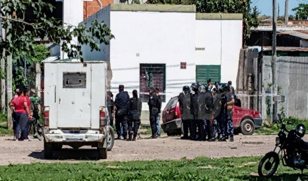 Bº San Calixto: Investigan un posible femicidio seguido de suicidio