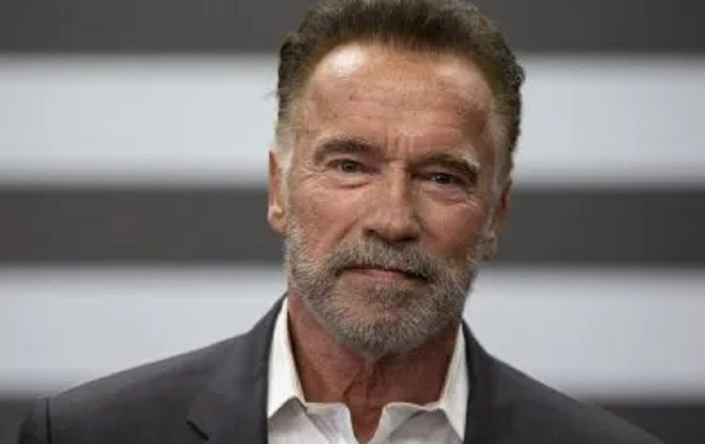 Schwarzenegger vuelve a sus clásicos