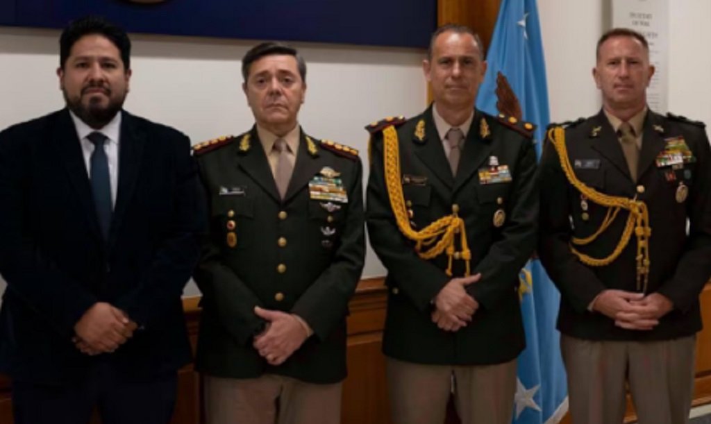 El Ministro de Defensa visitó el Pentágono