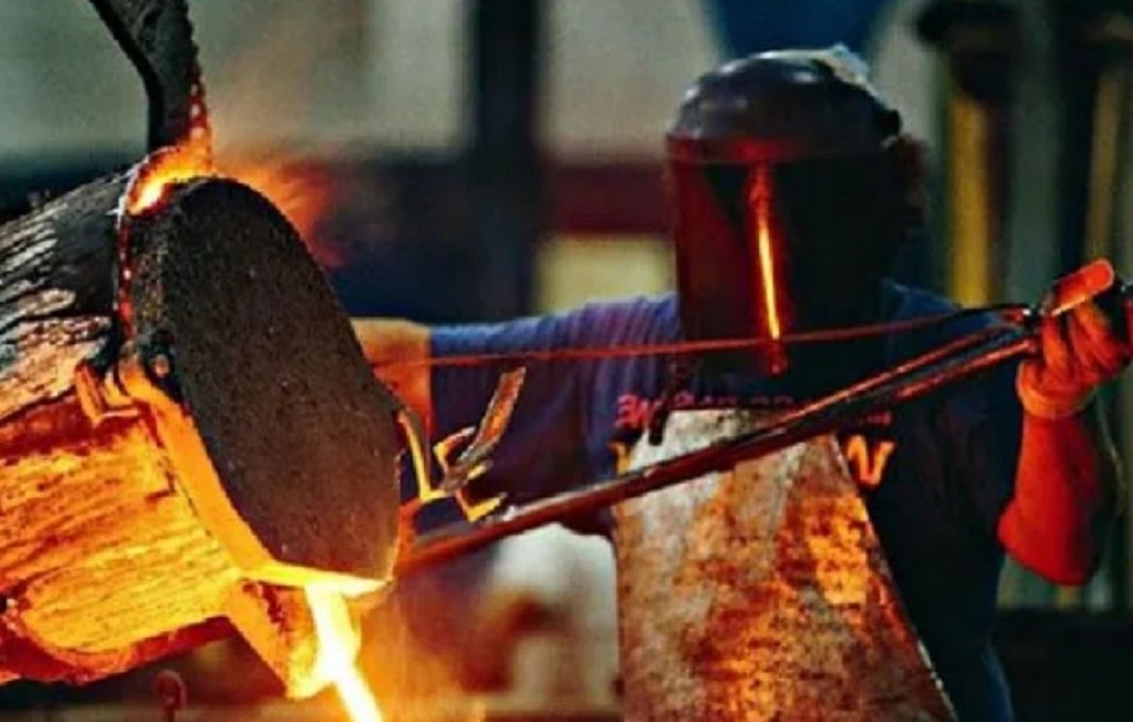 La industria registró su primera mejora