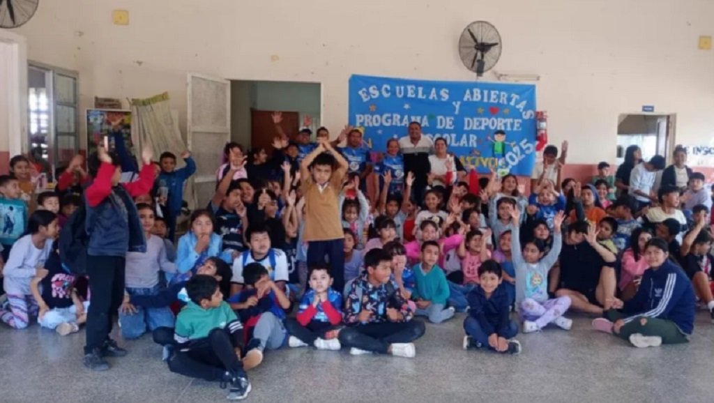 Se lanza el Programa Escuelas Abiertas 2026