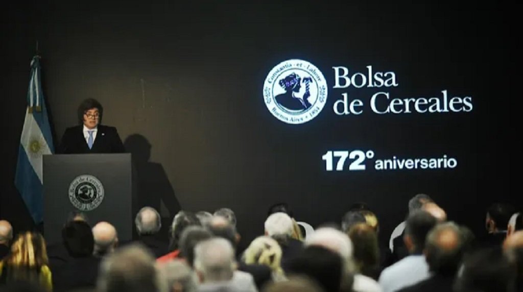 Javier Milei anunció menos retenciones