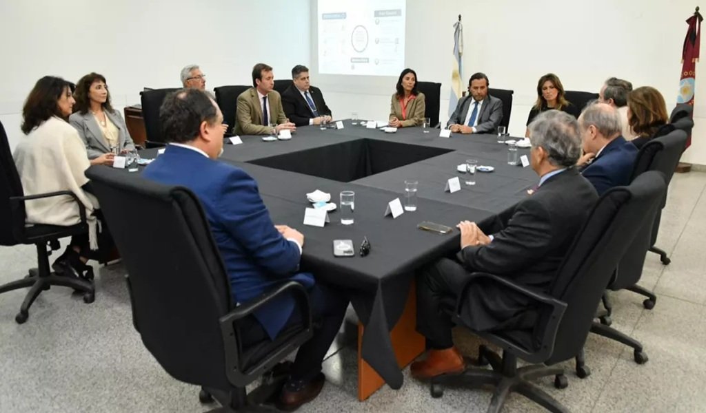 Sáenz se reunió con autoridades del Poder Judicial y Ministerio Público