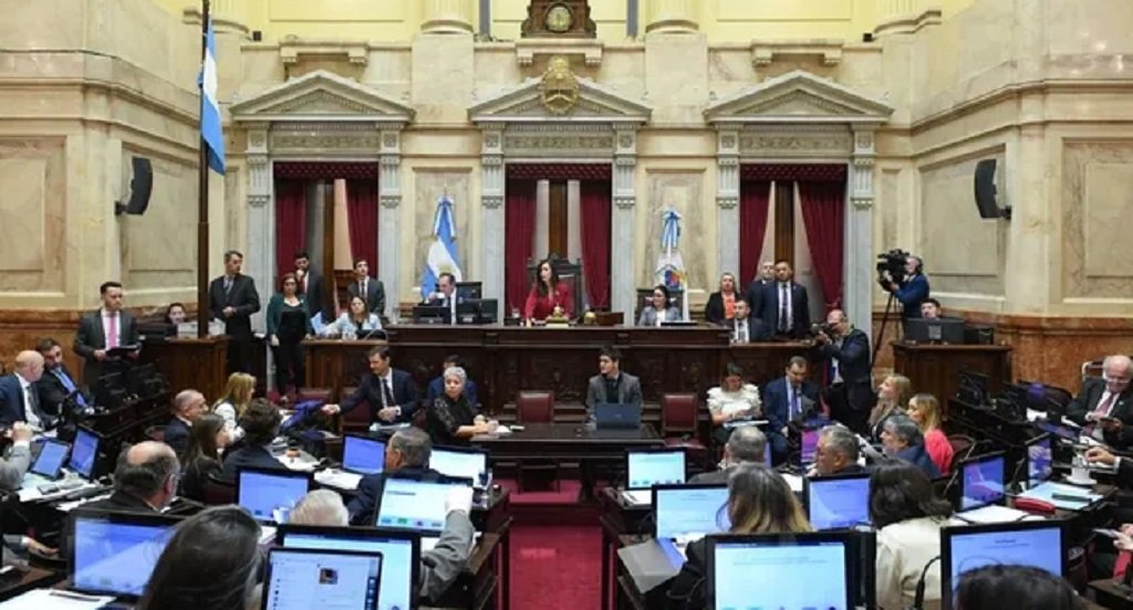 Última sesión ordinaria en el Senado