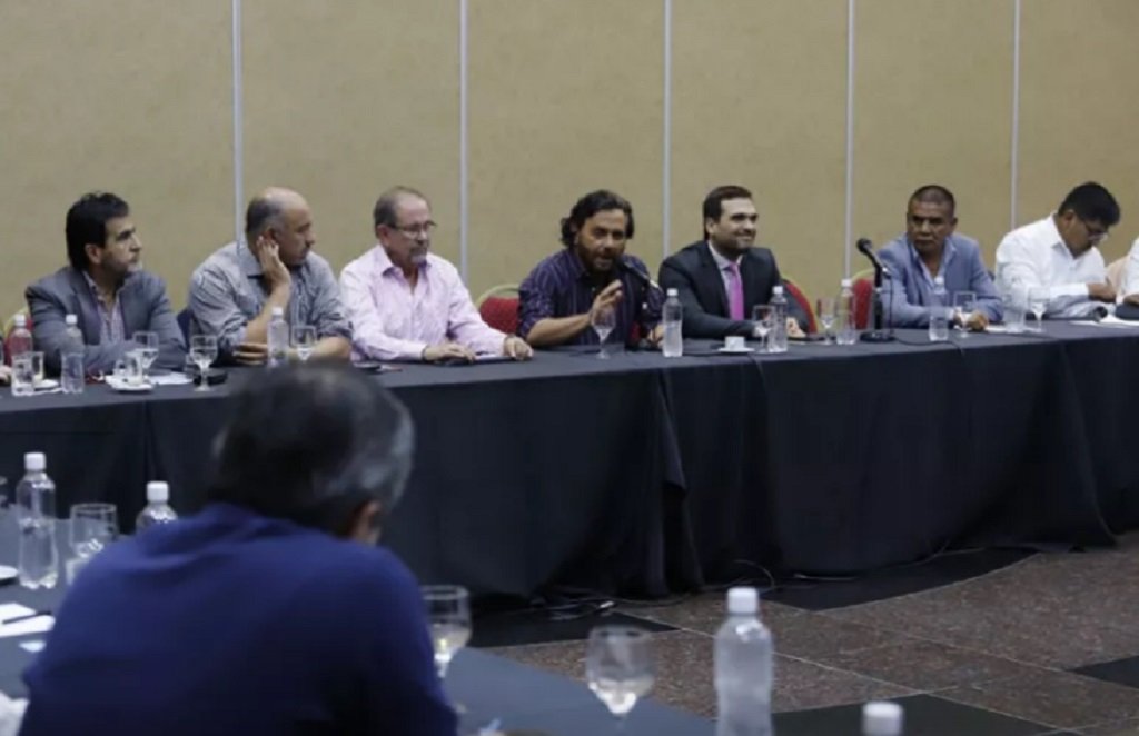 Sáenz marcó a senadores el carácter participativo y federal del Presupuesto 2026