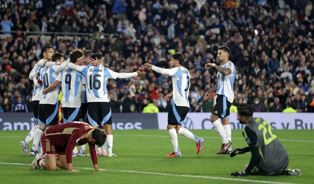 Argentina sumó un triunfo amistoso ante Venezuela 