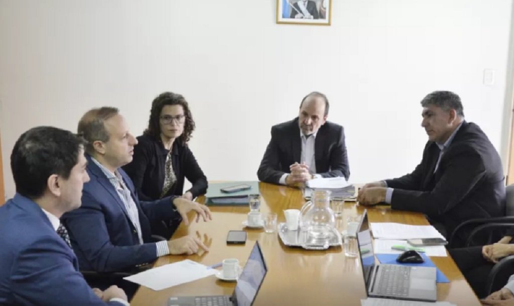 Provincia busca modernizar la gestión educativa