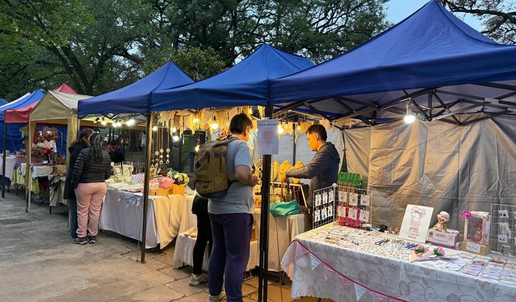 Invitan a disfrutar el fin de semana en los Paseos Artesanales