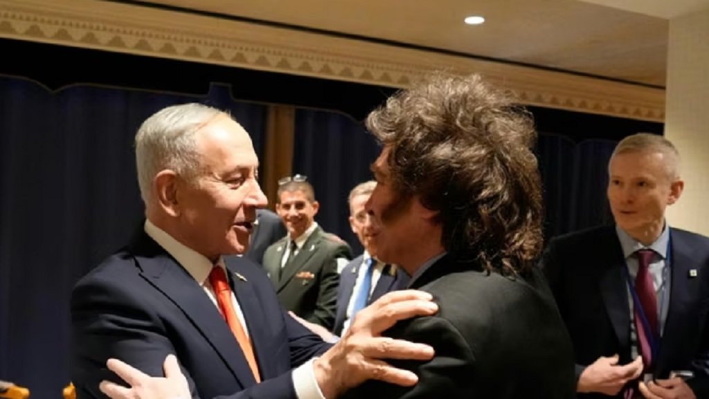 Milei felicitó a Benjamin Netanyahu