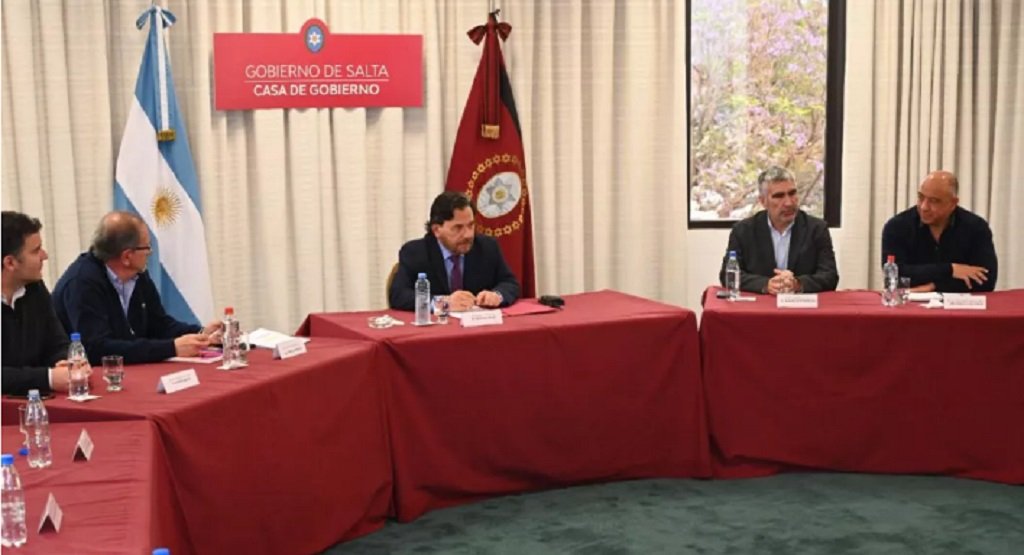 Pago de aguinaldo y reapertura de paritarias