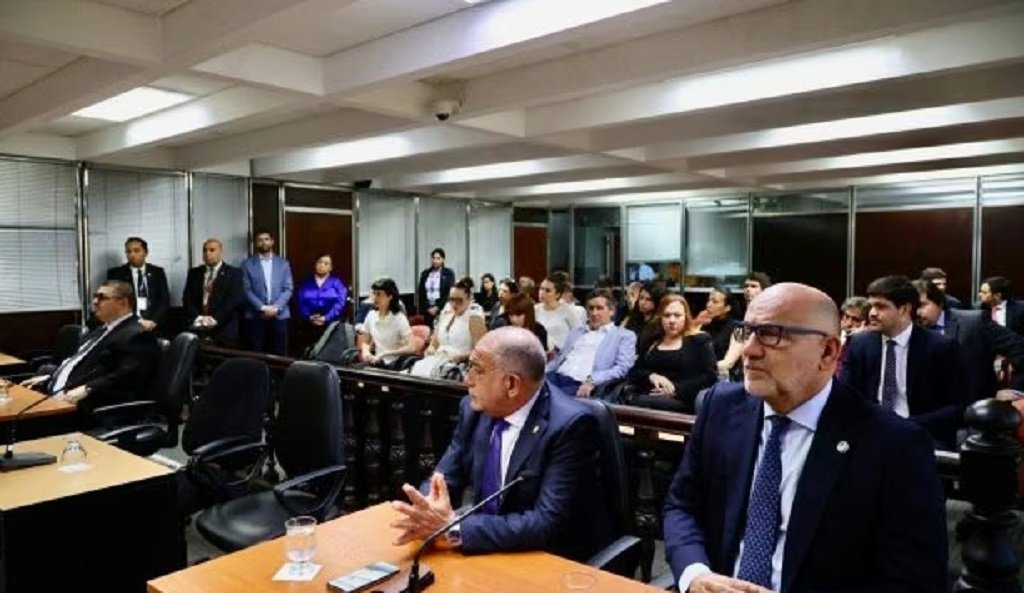 Destituyeron al juez Gastón Salmain por coima