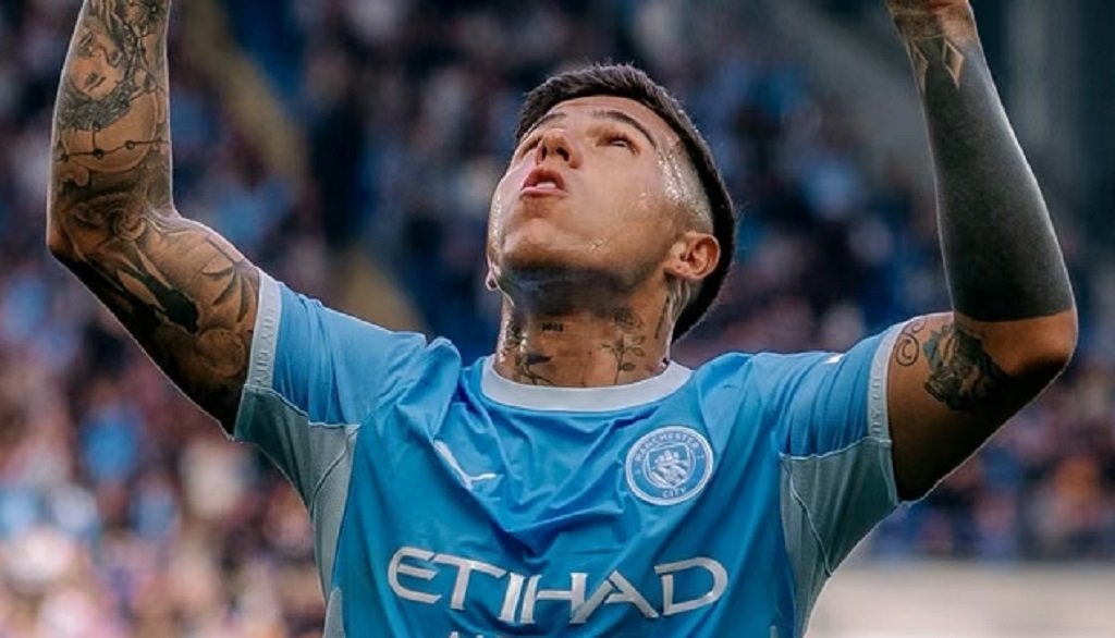 Enzo convirtió su primer gol en el Manchester