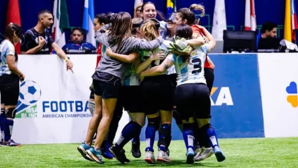 Las Murciélagas campeonas de América