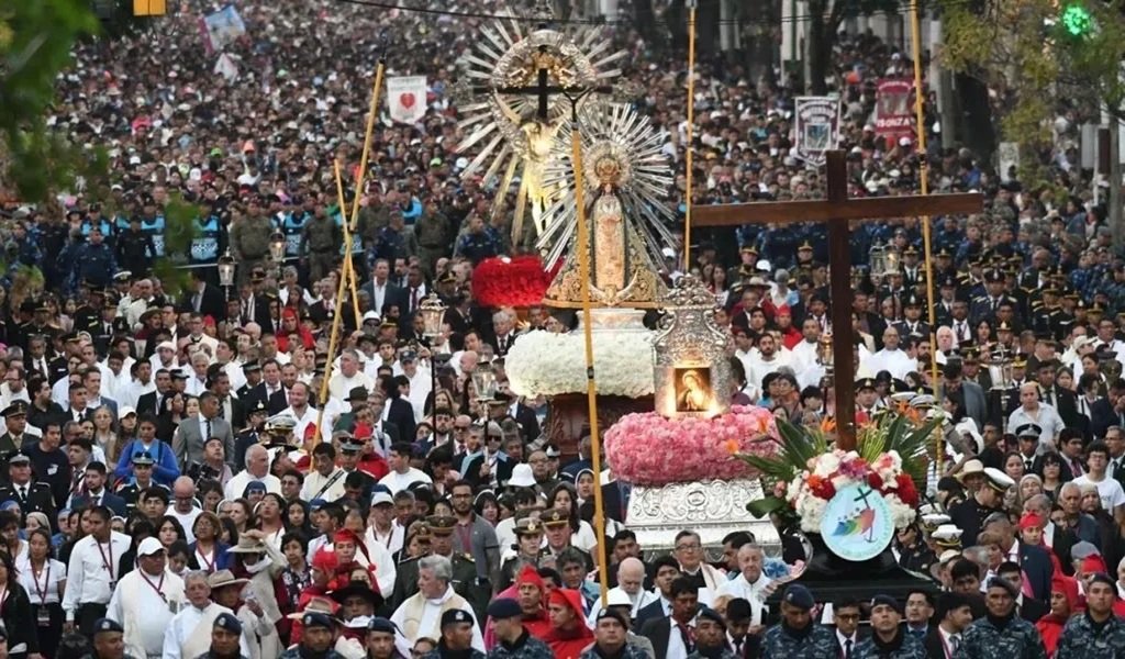 Salta honra al Señor y a la Virgen del Milagro