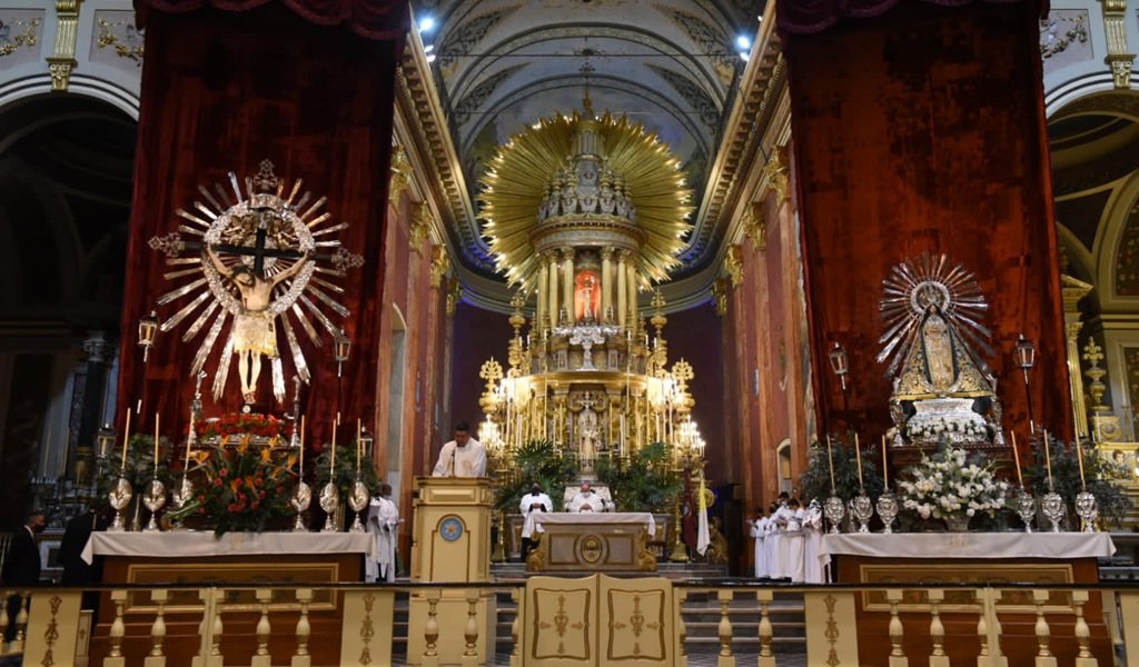 Operativo de tránsito por el inicio de la novena del Milagro