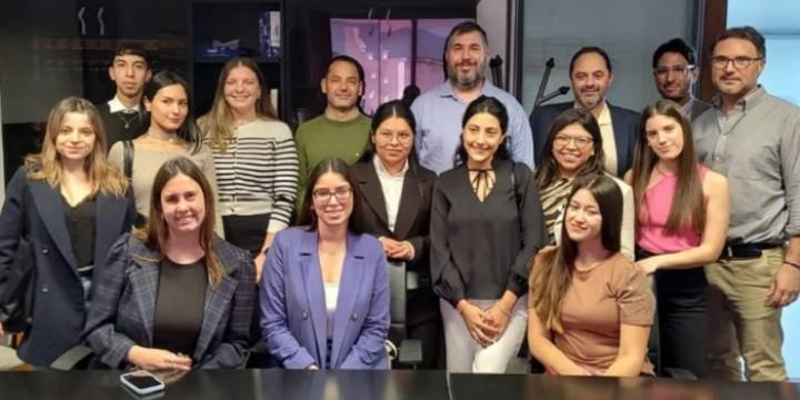 La Ciudad firmó convenio por pasantías estudiantiles con la UCASAL