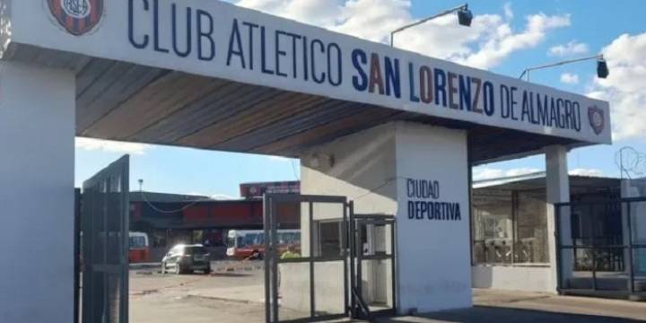 El Gobierno echó a un funcionario de jefatura de Gabinete 