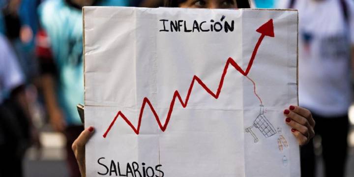 Economistas estiman que la inflación de enero superará el 5%