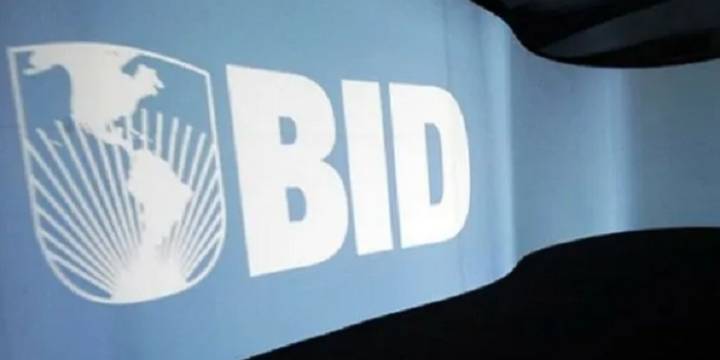 El BID aprobó crédito para Argentina por u$s2.000 millones