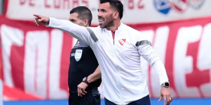 Tevez le marcó la cancha a la dirigencia del Rojo