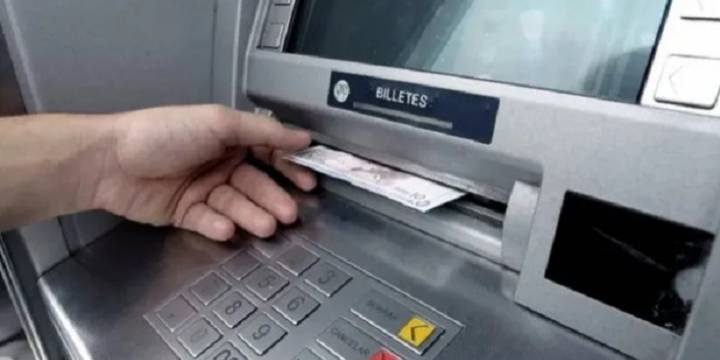 Bancos anunciaron nuevos límites para retiros en efectivo