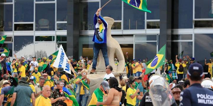 Brasilia se blinda y duplica la seguridad por los disturbios