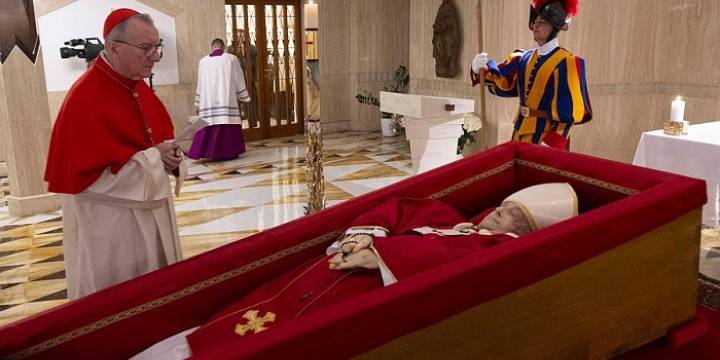El Vaticano se prepara para la despedida del Papa 