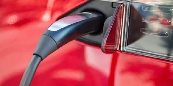 El nuevo procedimiento para importar autos eléctricos