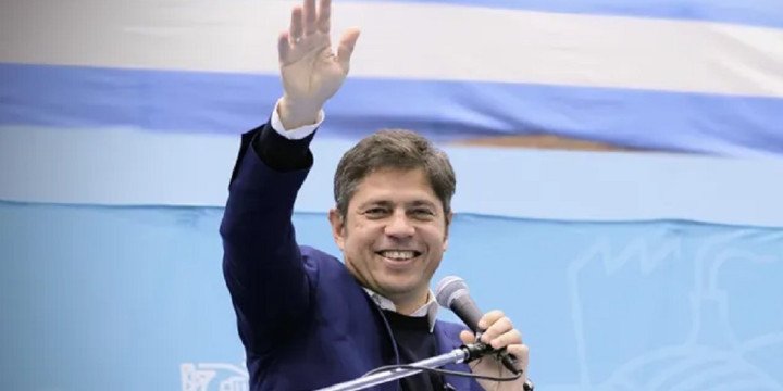 Axel anunció una gira por todo el país
