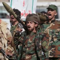 Arabia Saudita bombardea Yemen