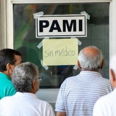 PAMI: Paro de médicos y odontólogos