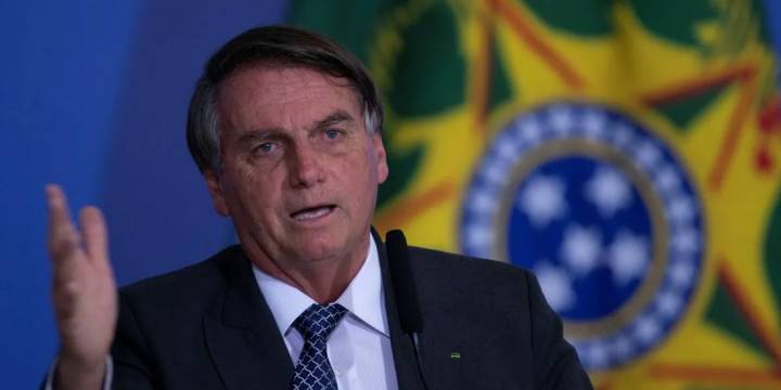 Bolsonaro dijo que si pierde las elecciones se retira de la política