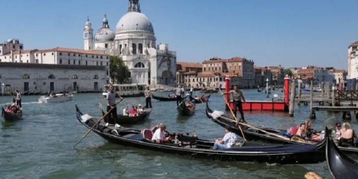 Venecia implementó  el cobro de entrada a turistas