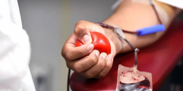 Realizan colecta de sangre en la Cruz Roja Argentina