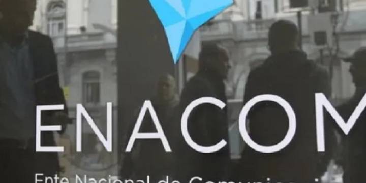 El Gobierno analizará la fusión de Telefónica y Telecom