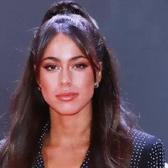 Tini lanzó una indirecta a su padre