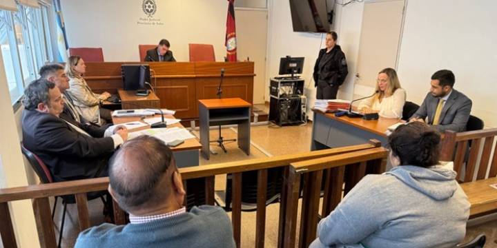 Condenada por estafas en la adjudicación de viviendas