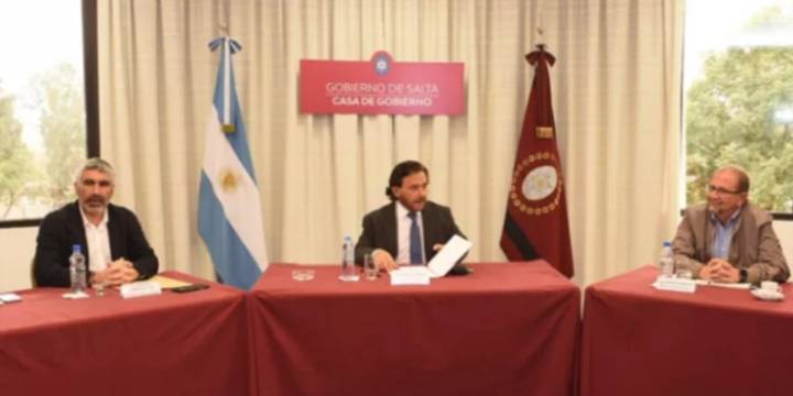 Sáenz encabezó una nueva reunión con su Gabinete