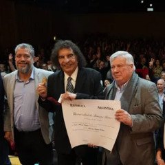 Alejandro Dolina distinguido en la UBA