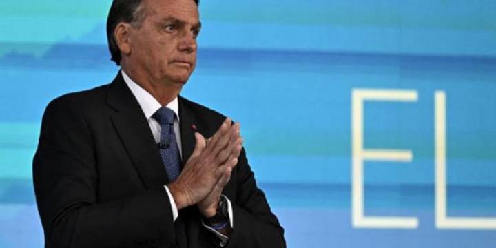 Bolsonaro busca desmarcarse de los ataques en Brasilia
